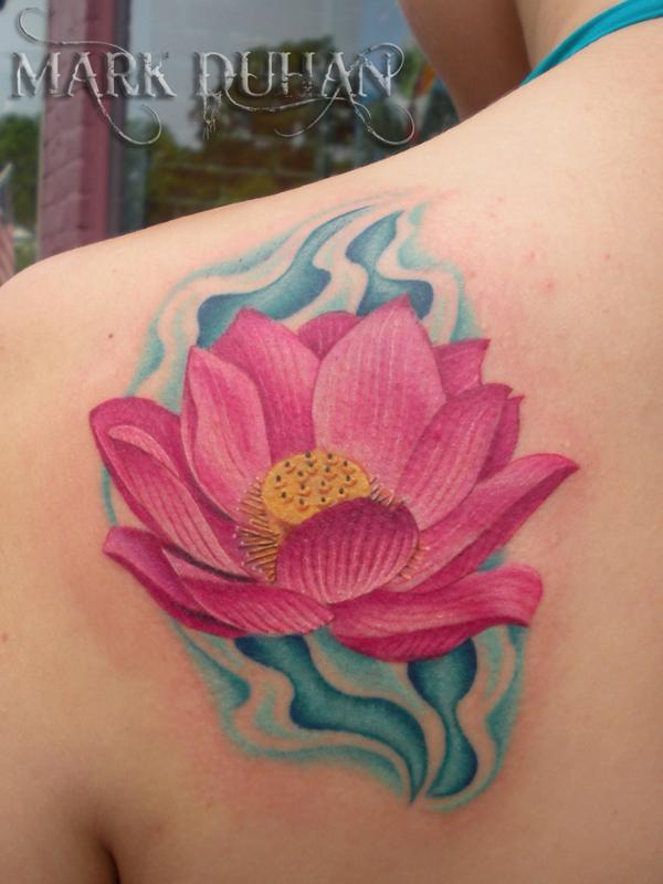 Lotus Rücken Tattoo