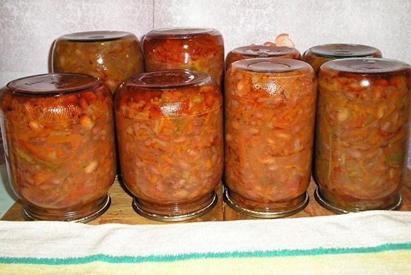 berenjena con frijoles y verduras