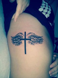 Cross Tattoos - أفضل 153 تصميمًا وعملًا فنيًا لأفضل وشم متقاطع