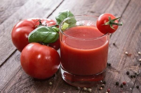 jugo de tomate delicado