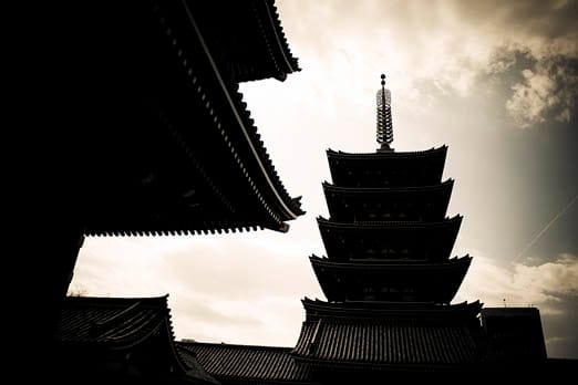 Blick auf einen Tempel in Asakusa, Tokio - 2009