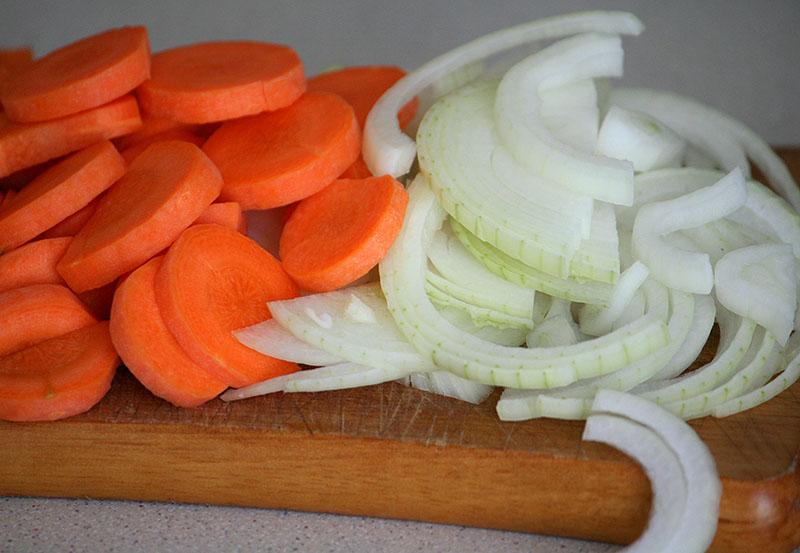 preparando verduras