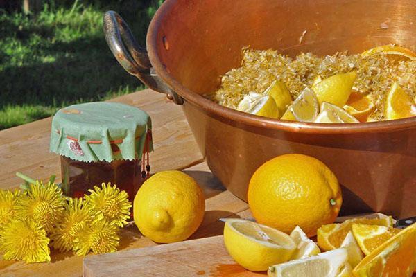 ingredientes de mermelada de diente de león y limón