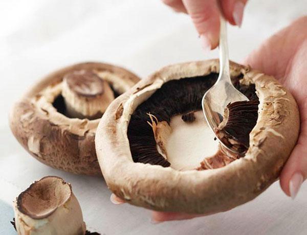 preparar tapas de champiñones para rellenar