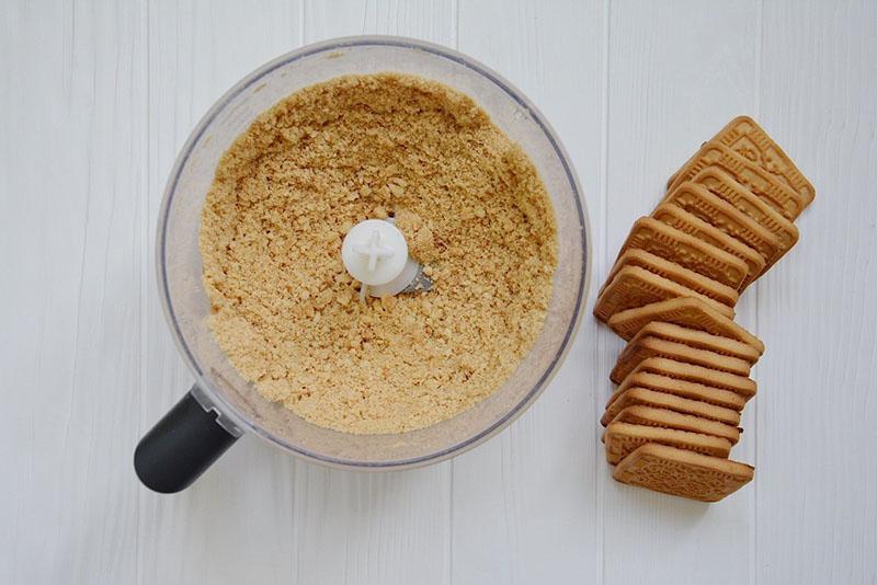 écraser les biscuits