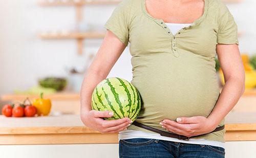 Le corps de la femme enceinte a besoin d'une bonne nutrition