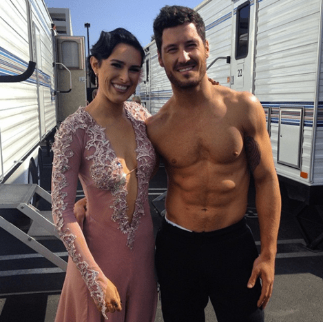 Rumer Willis und Tanzpartner Val Chmerkovskiy kurz vor ihrem Auftritt auf der